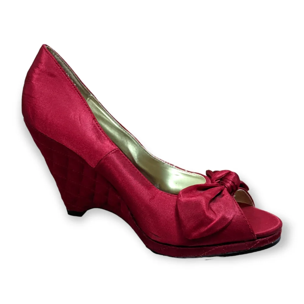 Steve Madden Ruby Red Satin Wedge Shoe, 8M